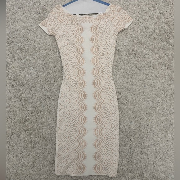 BCBG MAXAZRIA Bodycon Cream Dress - Picture 1 of 2